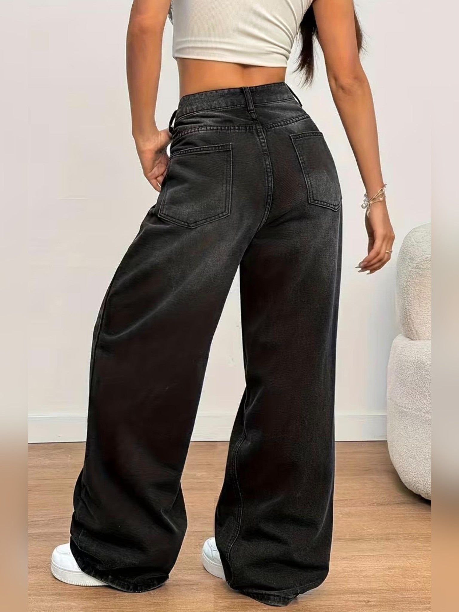 Women's Wide-Leg Jeans — Faded Black
