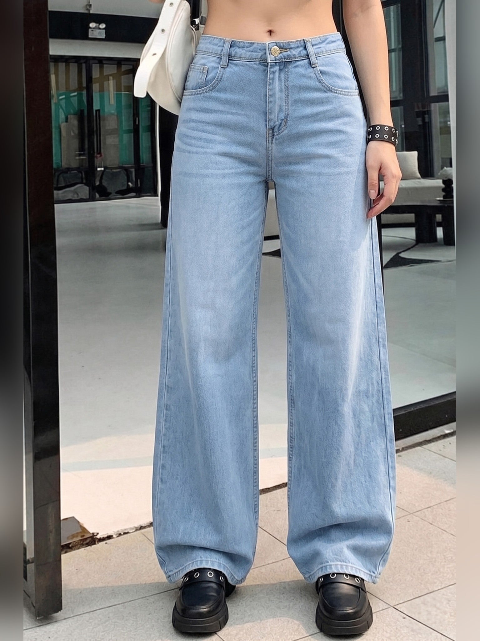Women's Wide-Leg Jeans — Ice Blue