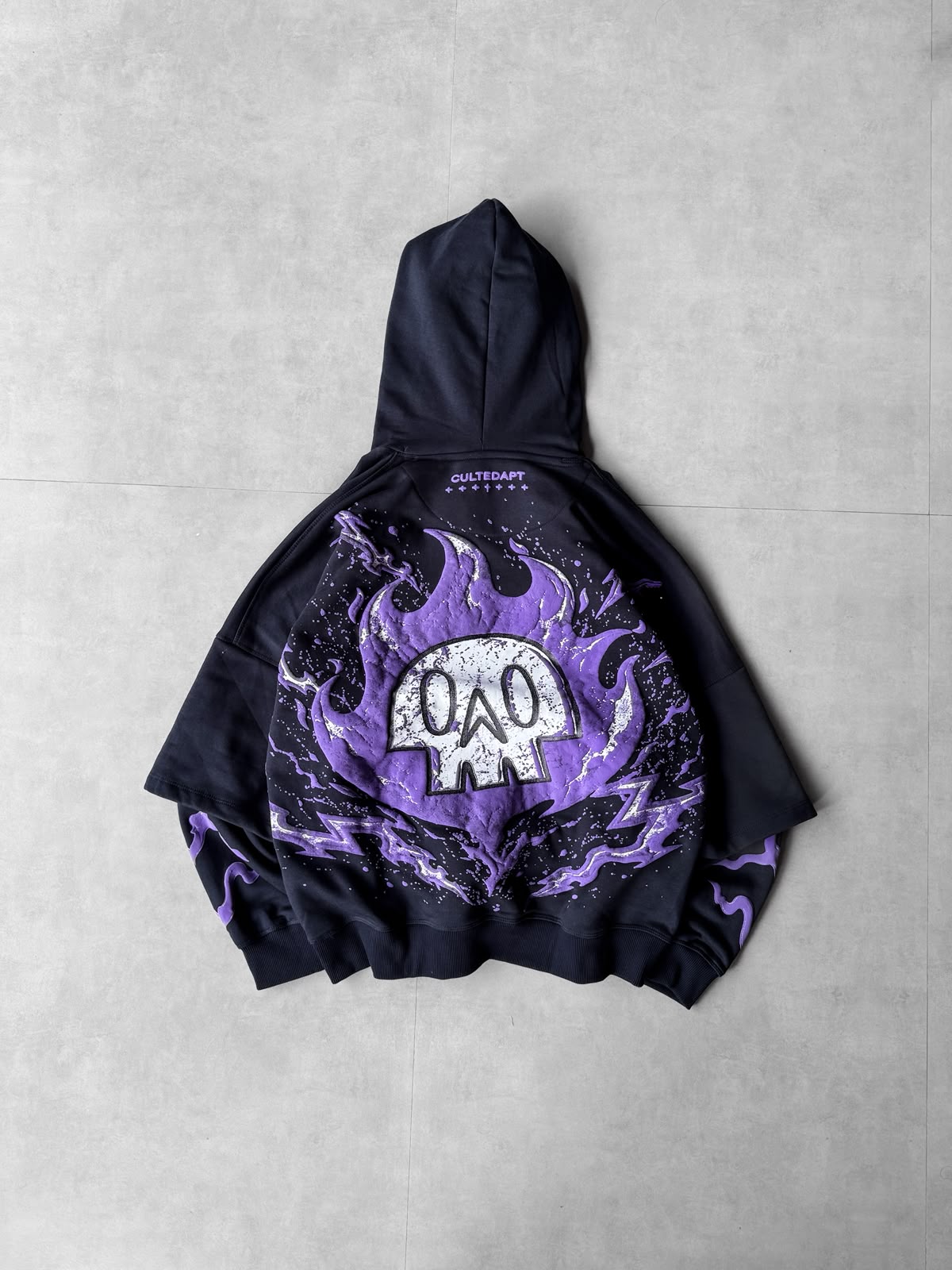Navy skull head puff-print oversized hoodie — detail