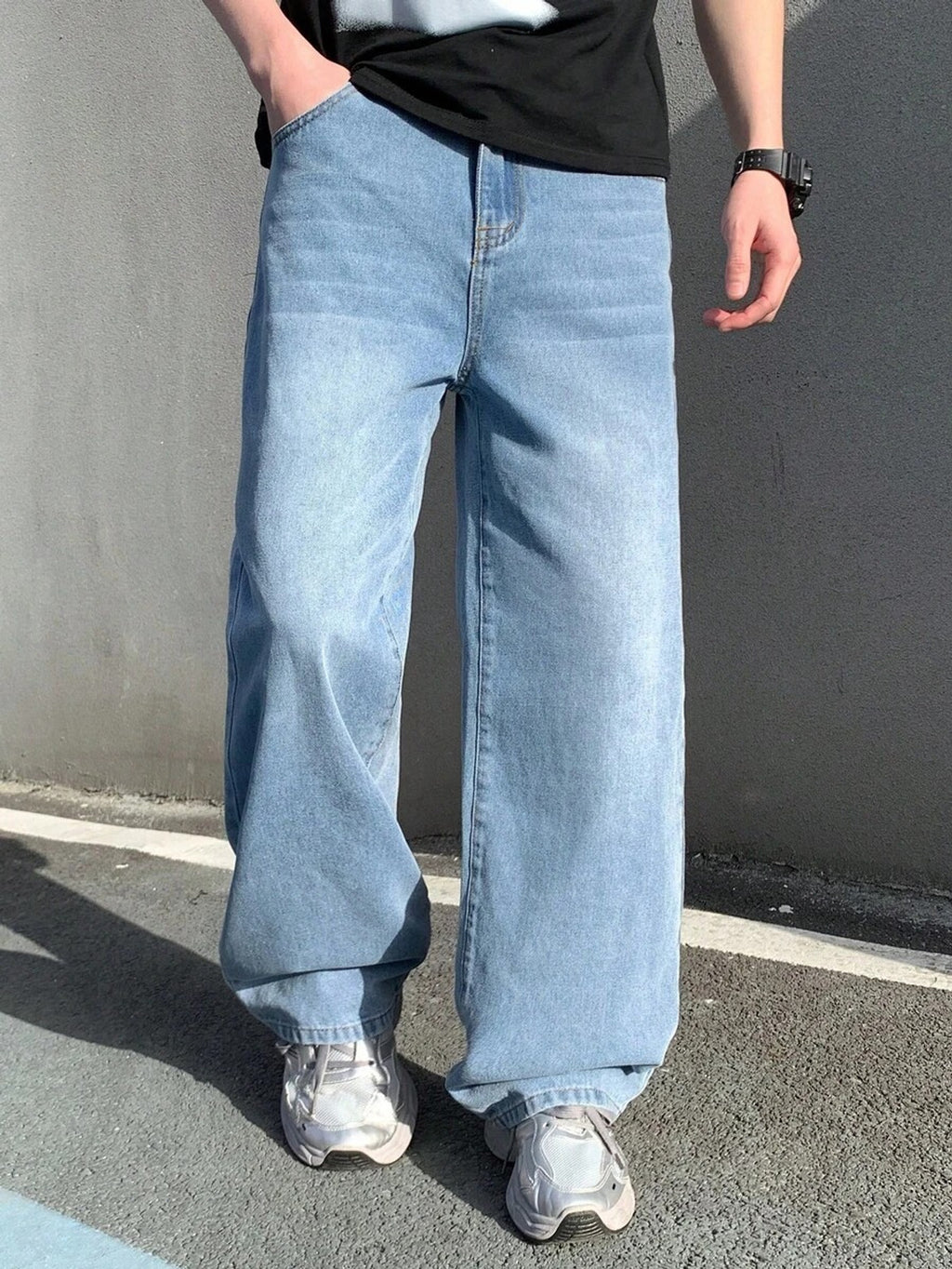 Men's Straight-Leg Jeans — Ice Blue