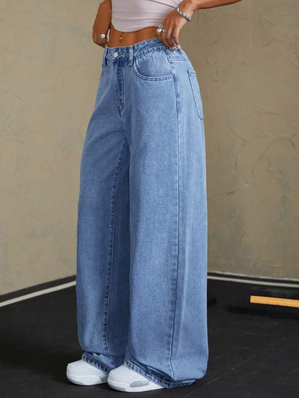 Women's Wide-Leg Jeans — Powder Blue
