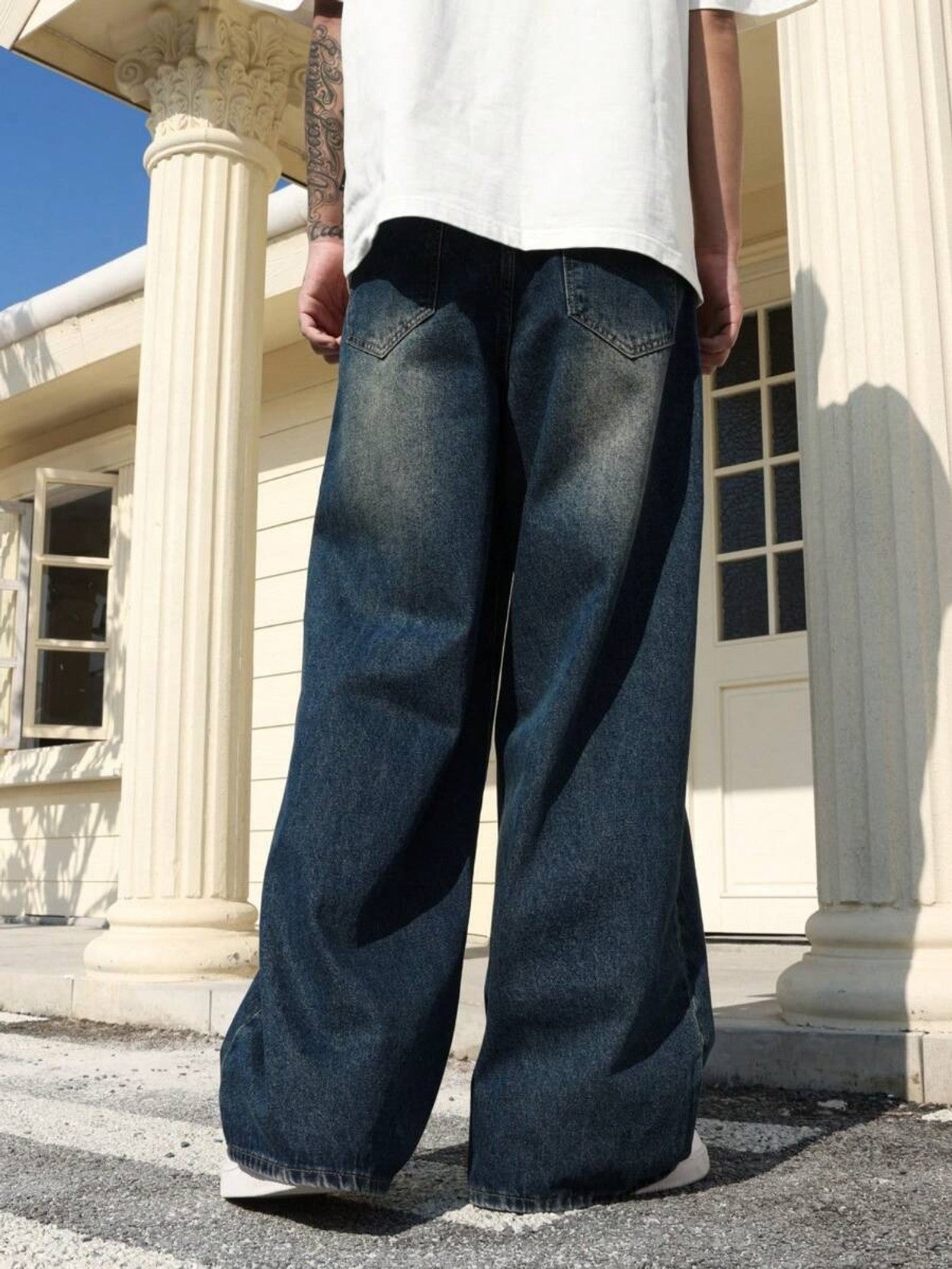 Men's Wide-Leg Jeans — Midnight Fade