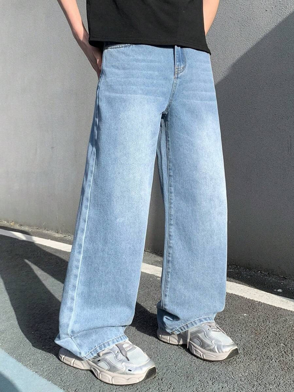 Men's Straight-Leg Jeans — Ice Blue