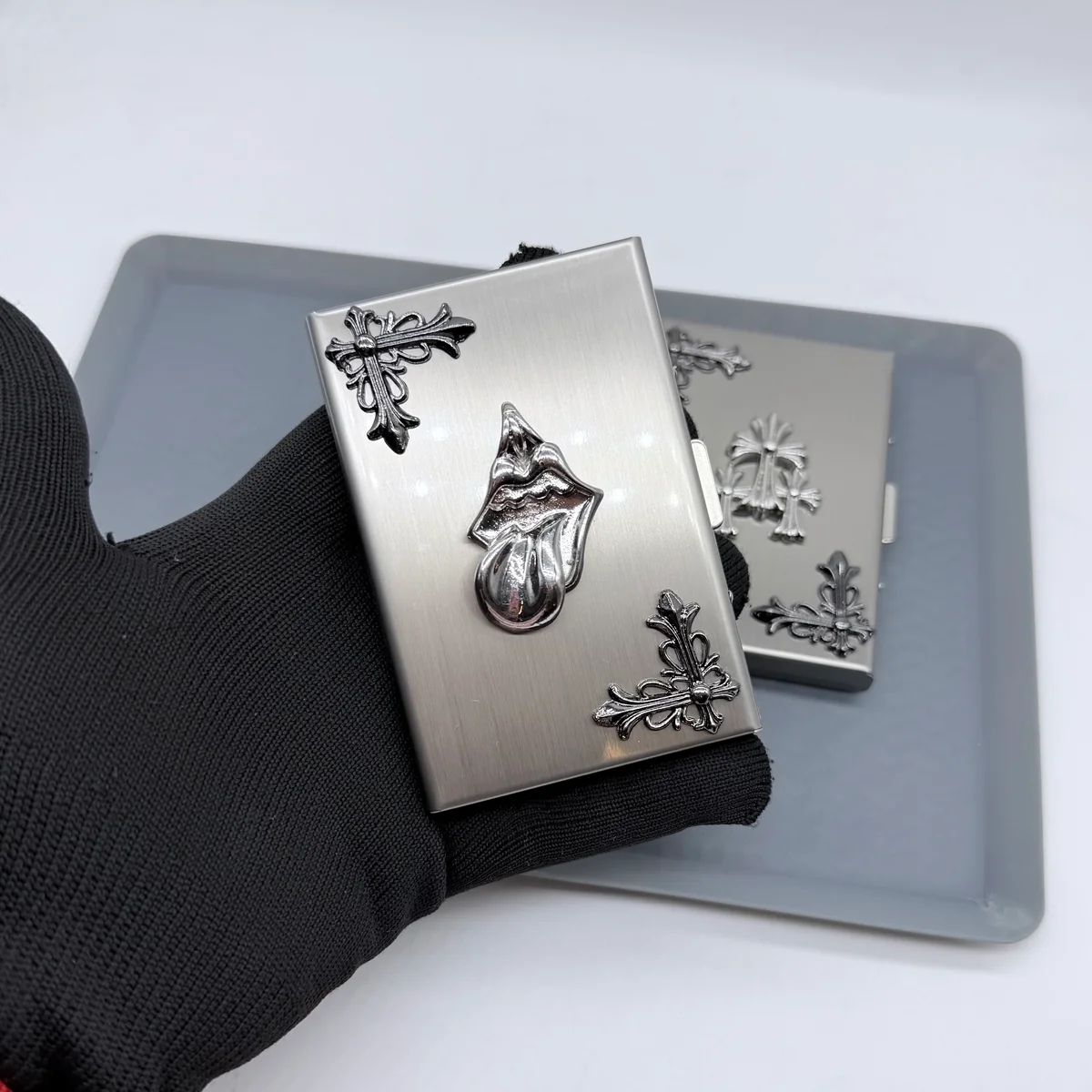 Rolling Tongue Card Holder — Brushed Silver